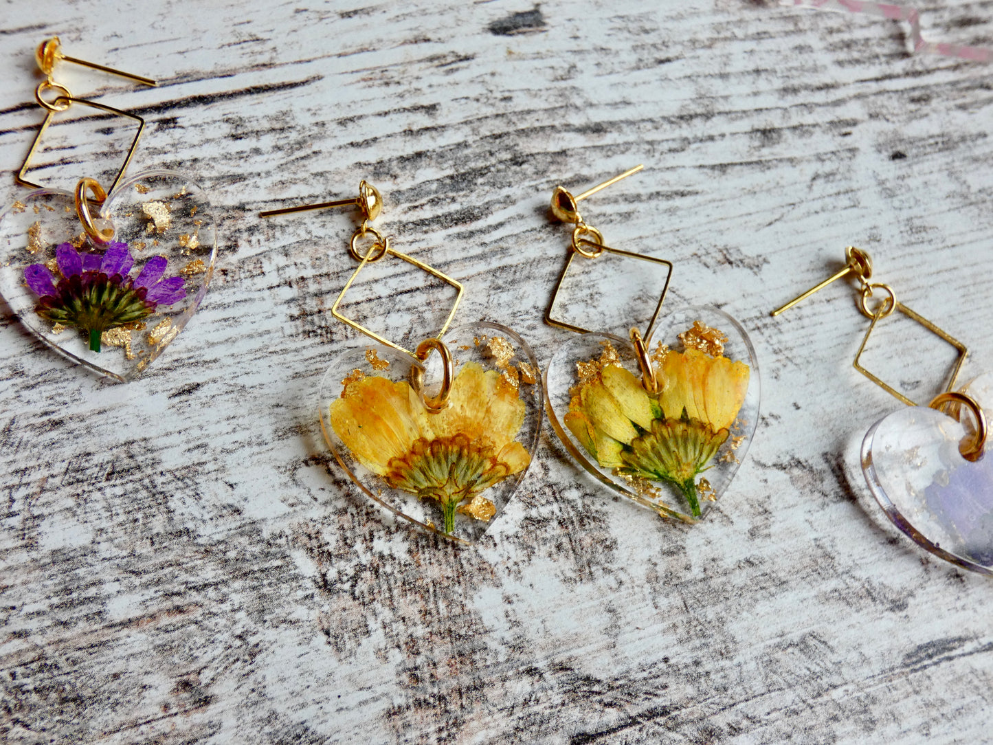 Heart Earrings filled with Flowers
