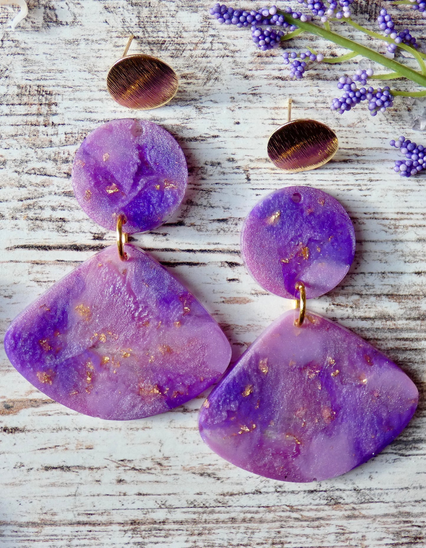 Long earrings with Gold post