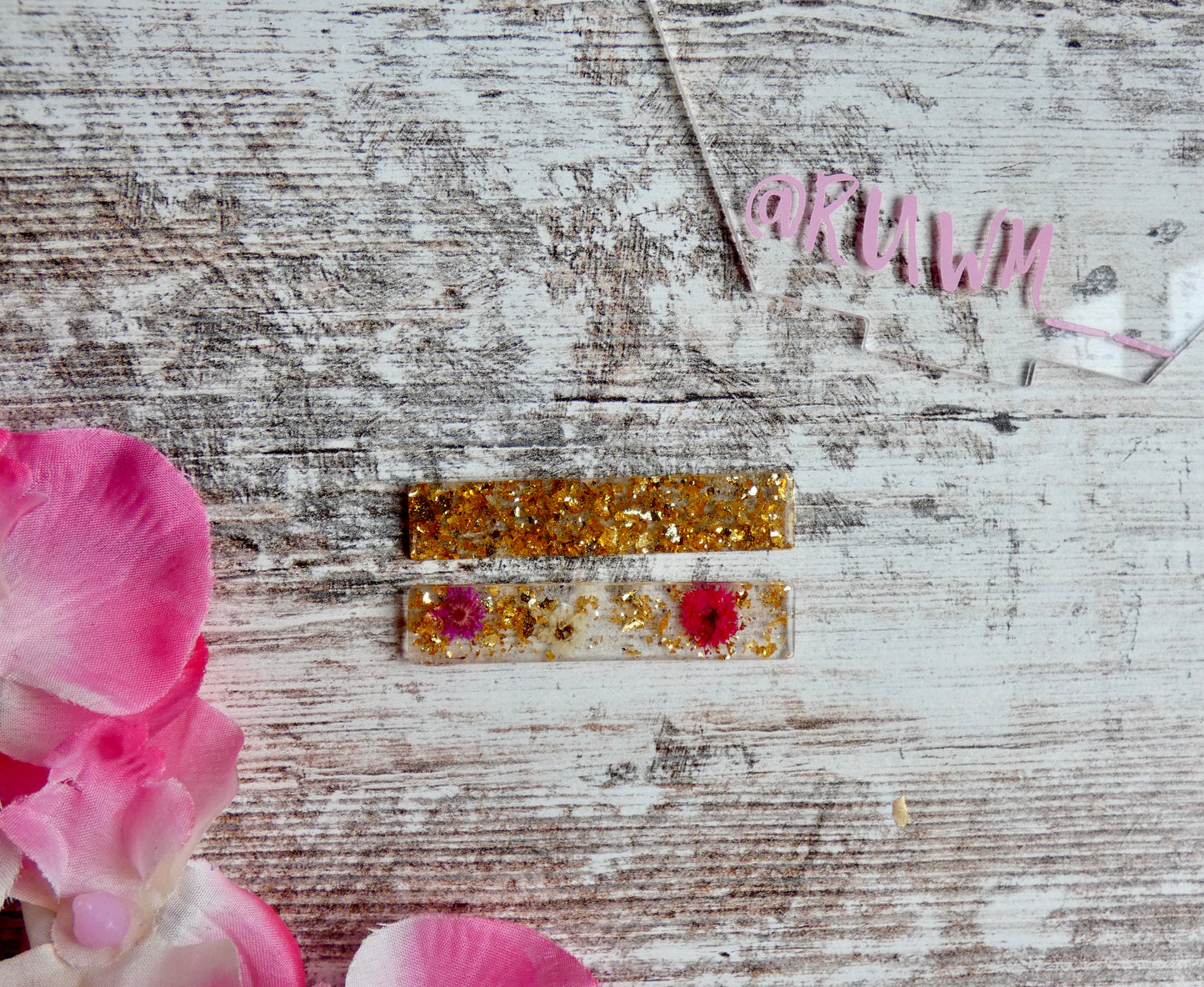 Small flower hair clips