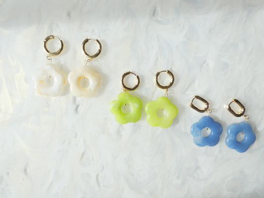 Acrylic Flower Earrings (Large)